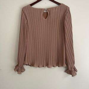 Loose fit blouse!